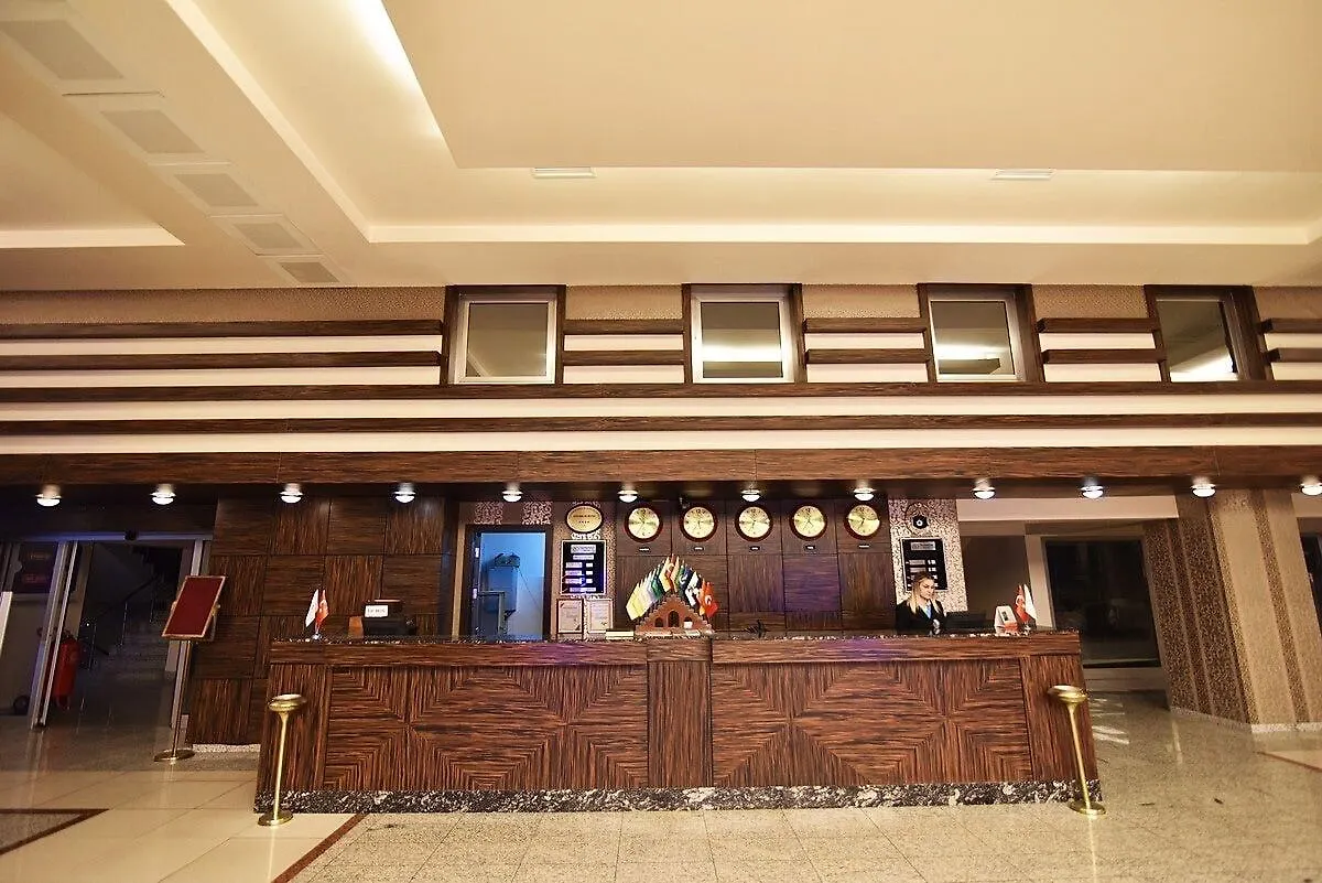 Saylamlar Hotel Trabzon 4*,